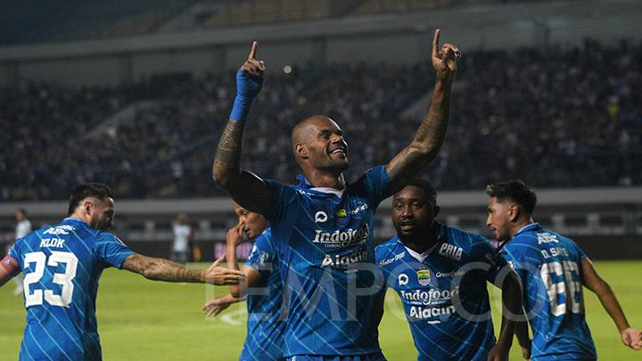 Bojan Hodak Bertekad Meningkatkan Prestasi Persib Bandung Melawan Arema FC