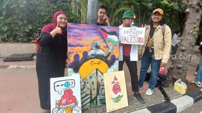 "Wartafunky Hadir untuk Berbagi Solidaritas: Mural Seni untuk Mendukung Palestina"