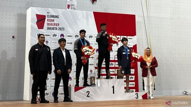 Atlet Panjat Tebing Indonesia Rahmad Adi Rebut Tiket Olimpiade Paris Usai Menangi Asian Qualifier 2023