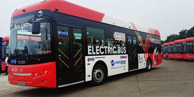26 bus listrik TransJakarta pada perizinan untuk meluncur akhir tahun