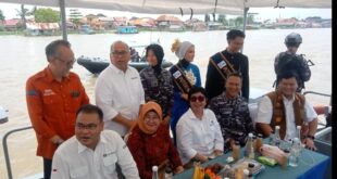 Bank Indonesia lalu TNI AL susuri Sungai Musi layani penukaran uang