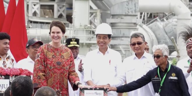 Baru Diresmikan Jokowi, Papua Barat Punya Pabrik Gas Raksasa!