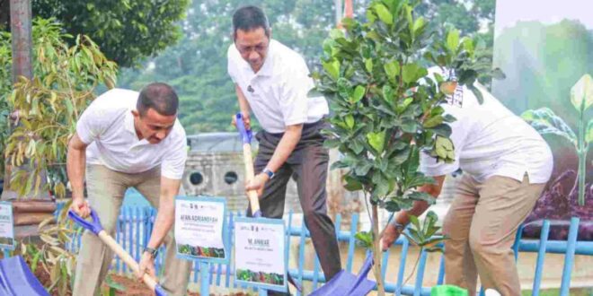 Sambut Hari Tanam Pohon, Pemprov DKI tanam 2.000 pohon pada Duren Sawit