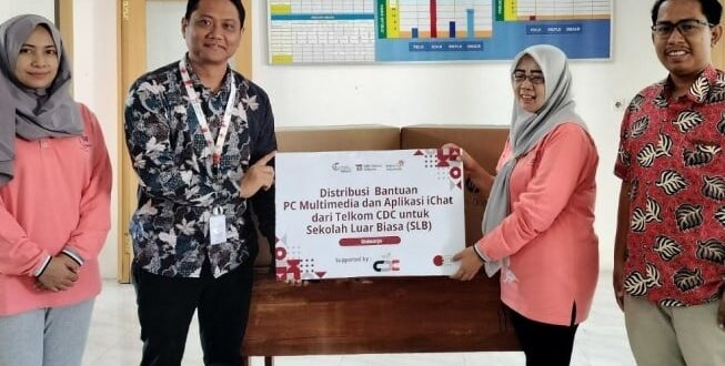 Dukung Pemerataan Pendidikan, Telkom Beri Bantuan untuk 50 SLB di dalam tempat Jawa, Sumatera, juga Kalimantan